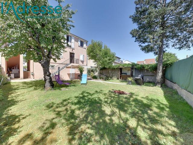 Maison Neuilly Sur Marne 6 pièces DE 140M² !