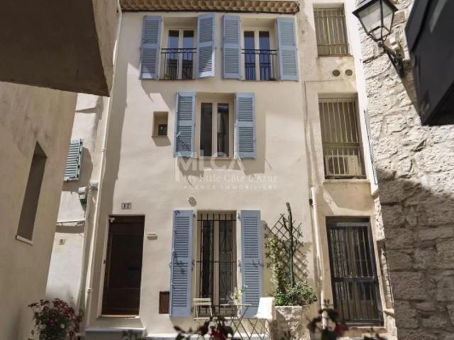 La Maison Ava – Vieil Antibes Remparts