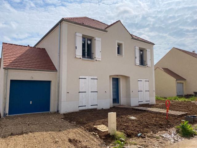 Maison neuve 7 pièces 130 m²