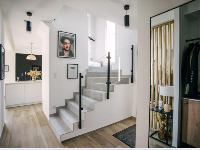 Maison neuve 7 pièces 151 m²