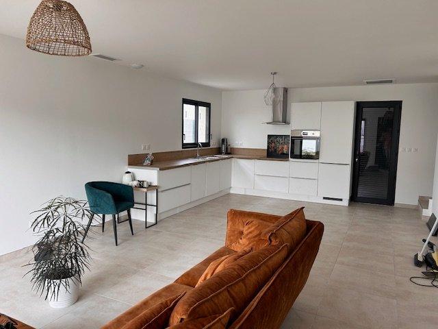 Maison neuve 5 pièces 145 m²
