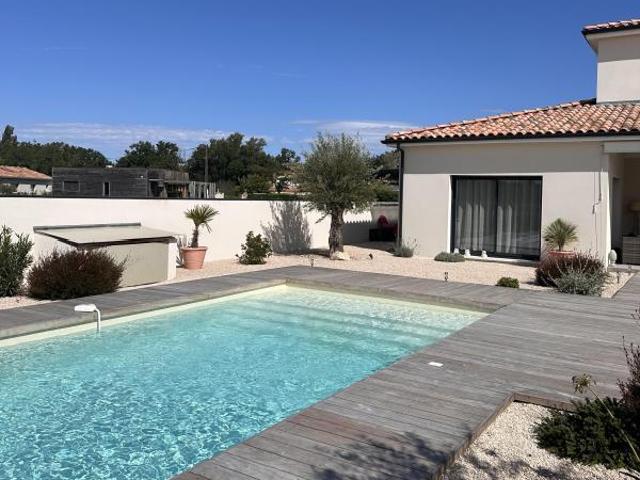 Maison neuve 5 pièces 160 m²