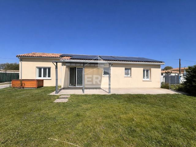 Maison neuve 5 pièces à vendre à Berson 222 000 euros