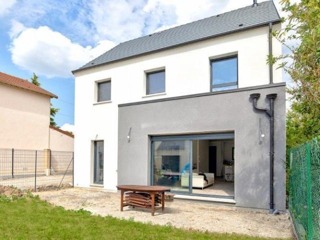 Maison neuve 6 pièces 108 m²