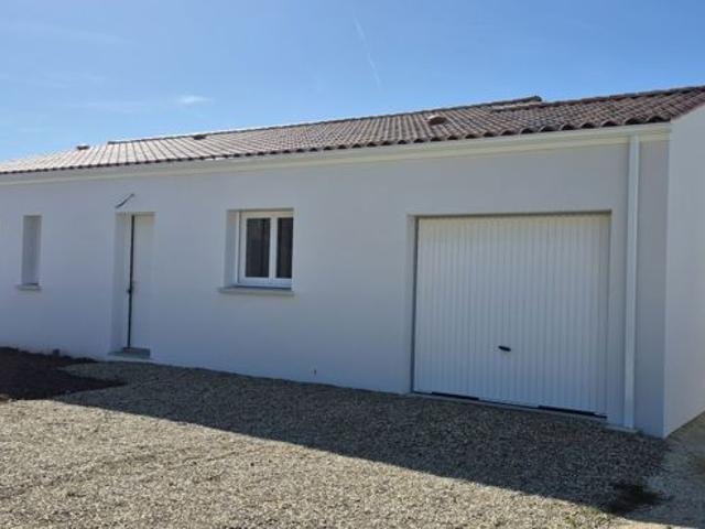 Maison neuve 92 m² avec terrain à SAINT BRIS DES BOIS