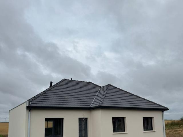 Maison neuve Chamant