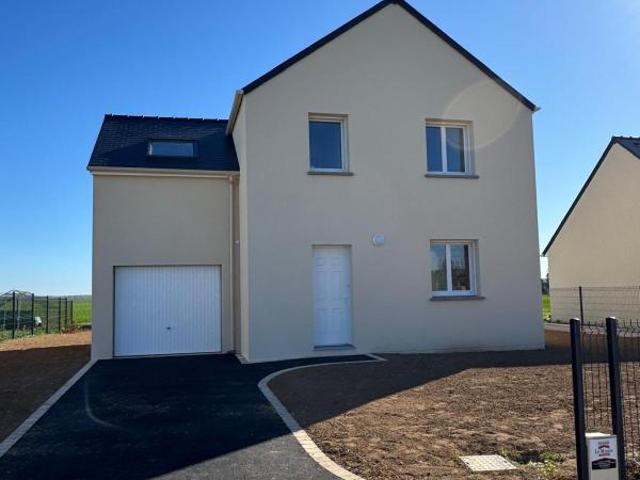 MAISON NEUVE A LES PIEUX !