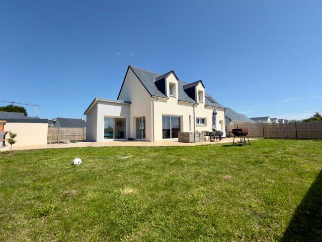 Maison Neuve à Plouhinec