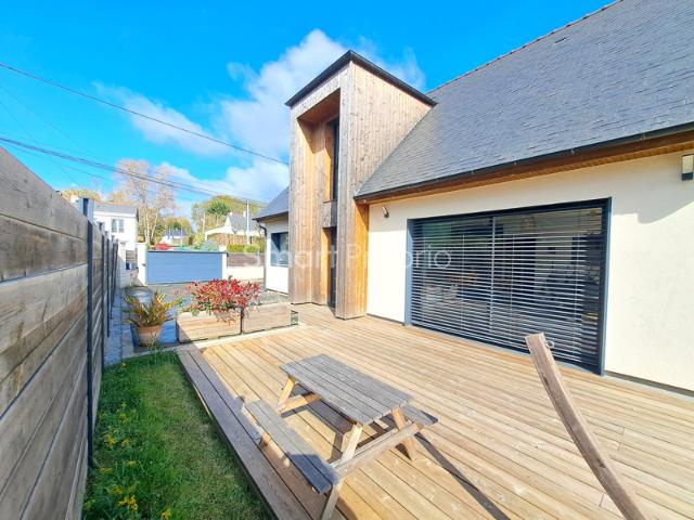 Maison récente avec une vraie vie de plain pied