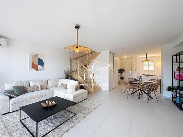 Maison Neuve Avec Jardin Vue Collines À Vendre À La Garde Fr. 89m² La Garde Freinet