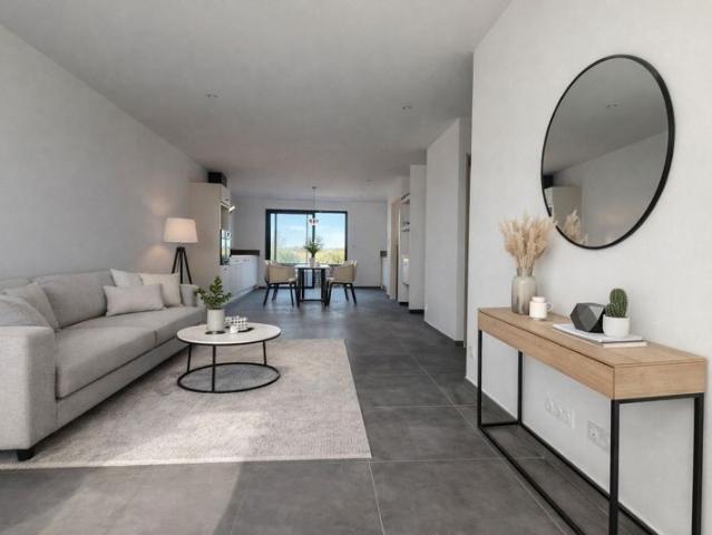 Maison neuve avec prestations haut de gamme