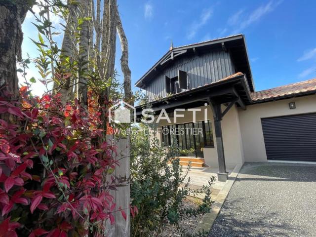Maison neuve de 4 chambres avec garage 100 metres du bassin et plage