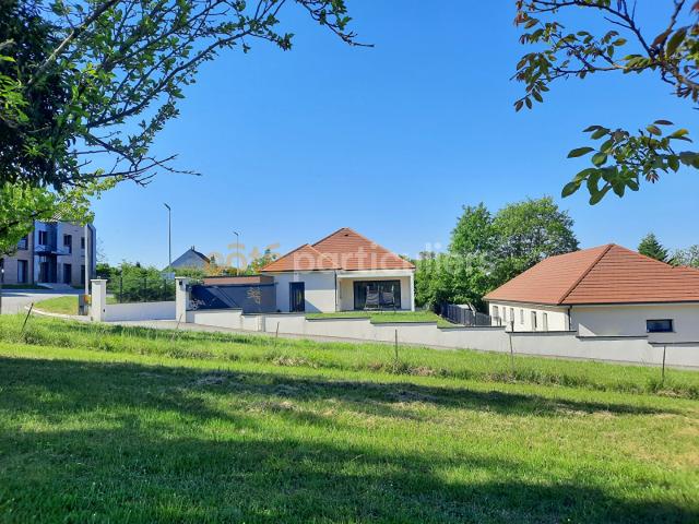 Maison neuve de plain pied à Dole