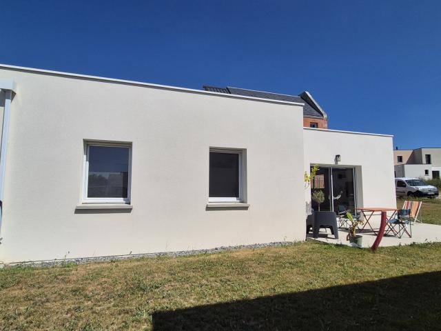 Maison neuve de plain pied au centre bourg de CLOHARS CARNOËT