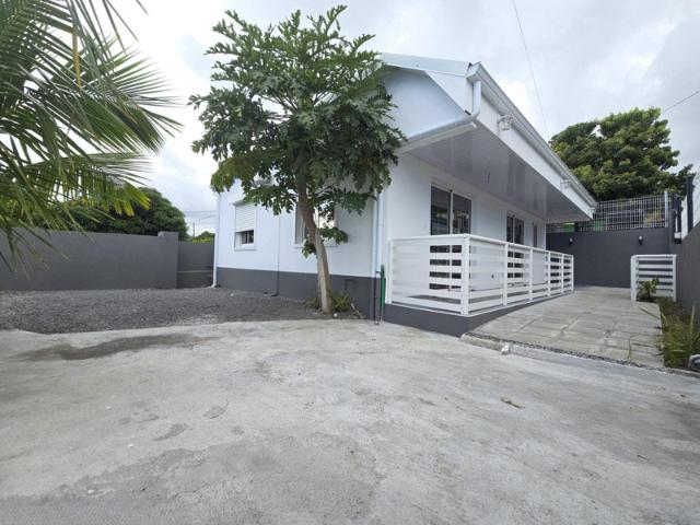 Maison neuve de plain pied – Mont Vert les Bas, Saint Pierre