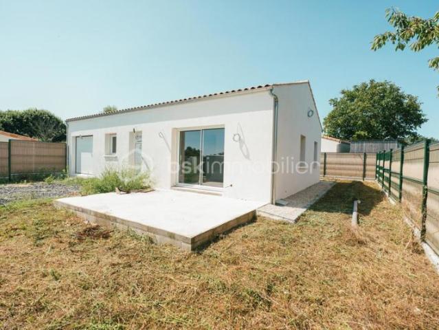 Maison neuve située à Nancras