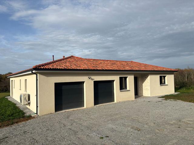 MAISON NEUVE PLAIN PIED 131 M² SUR TERRAIN 1300 M²