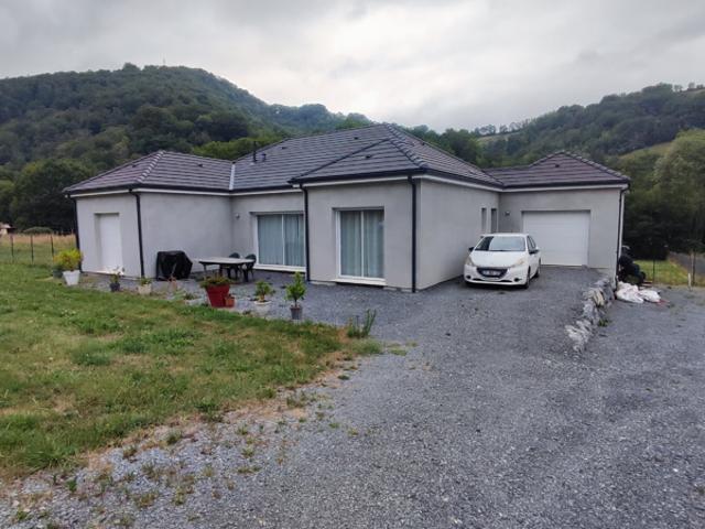 MAISON NEUVE PLAIN PIED ESQUIULE AVEC GRAND TERRAIN