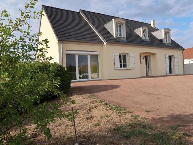 Nevers, Maison 7 pièce s 165 m2 proche hôpital