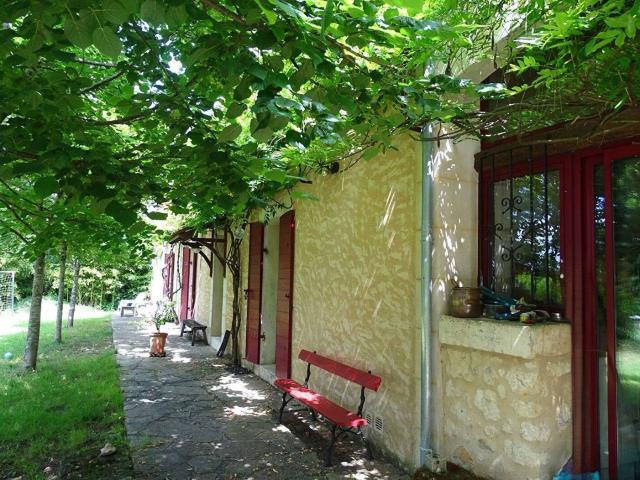 Maison Sourzac 8 pièce s 232 m2
