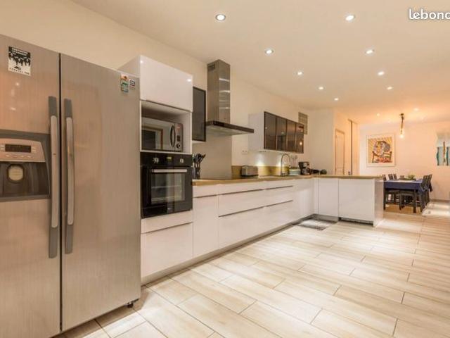 Maison SOLOMIAC 5 pièces 168.40 m²