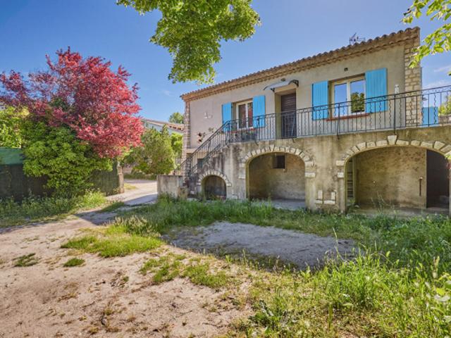Maison Saint Cannat 4 pièces 74 m2 avec sous sol sur 430m2