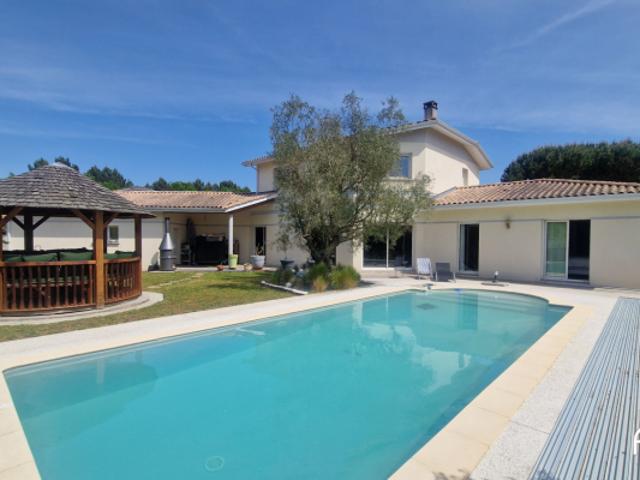 Maison Saint Aubin De Medoc
