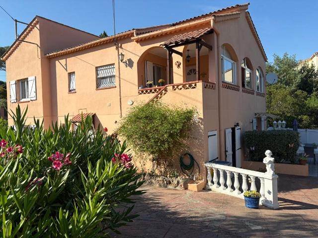 Maison Saint Aygulf 8 pièce s 200 m2 200m² Saint Aygulf