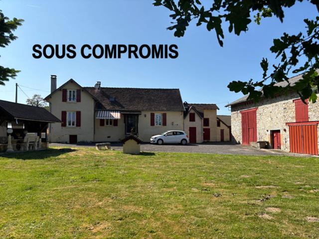 Maison Saint Hilaire Les Places 4 pièce s 101 m2 plus dépendances