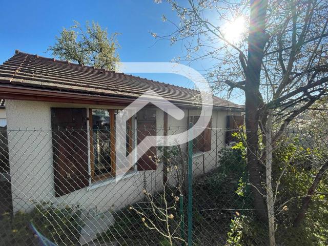 Maison Saint Julien Les Villas 2 pièce s 45.98 m2 terrain 372