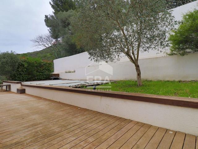 Maison Saint Loup 6 pièces 180 m2 Piscine Garage Calanque
