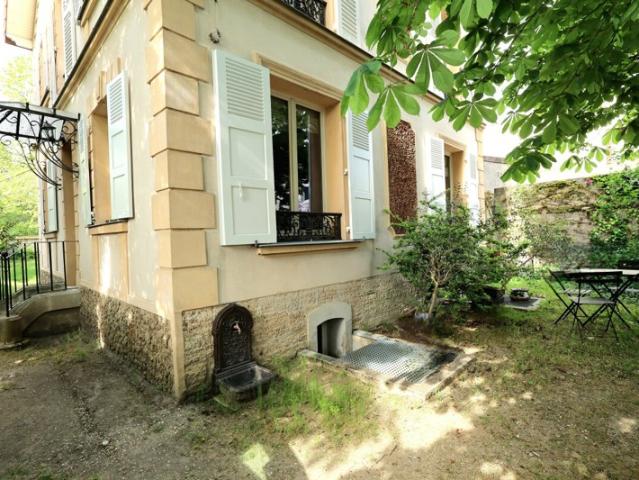 Maison Saint Maur des Fossés 250m²