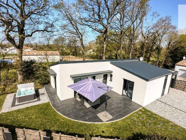 Maison Saint Maixent Sur Vie 4 pièce s