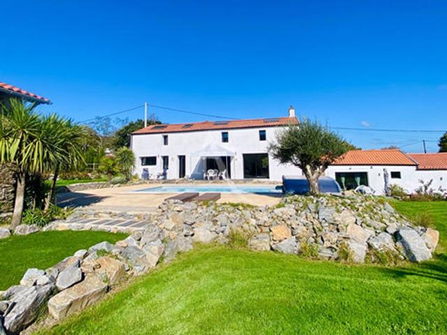 Maison Saint Mars De Coutais 7 pièce s 245 m2