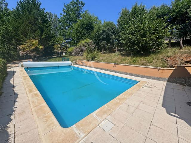Maison Famillial avec piscine