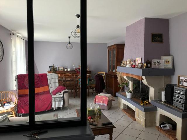Maison Saint Mesmin 85700 4 chambres