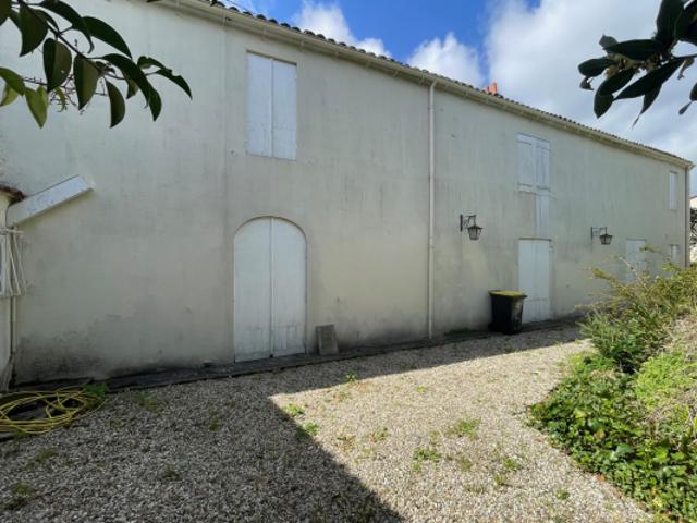 Maison Saint Seurin de Cadourne