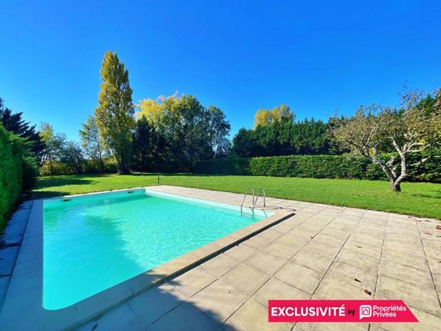 Maison Saint Paul 6 pièce s 122,5 m2 piscine et jardin 3000 m2