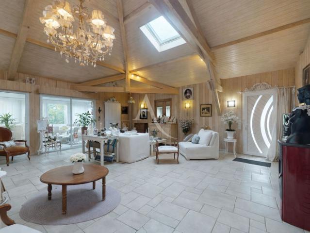 Maison Saint Paul lès Dax 6 pièces 161 m²