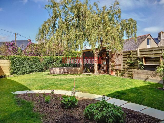 Maison Saint Père Marc En Poulet 5 pièces 103 m²