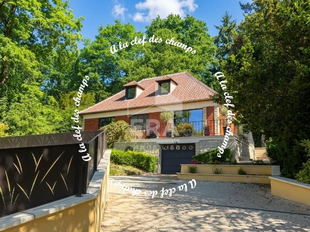 Maison Saint Remy Les Chevreuse 6 pièce s 125.98 m2