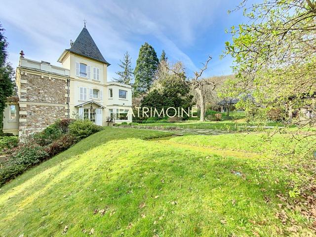 Maison Saint Remy Les Chevreuse 7 pièce s 270.90 m2