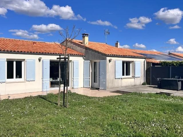 Maison Sainte Soulle 6 pièce s 140 m2