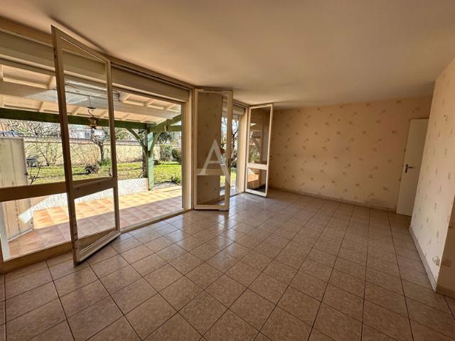 Maison Saintes Rive Gauche Jardin et garage