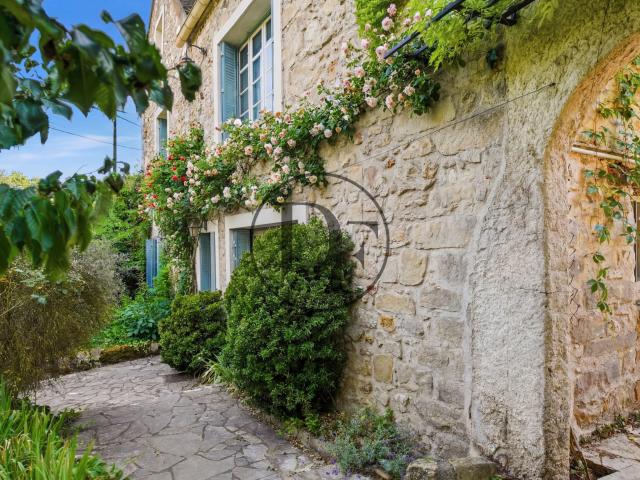 MAISON SAMOIS SUR SEINE 173M2