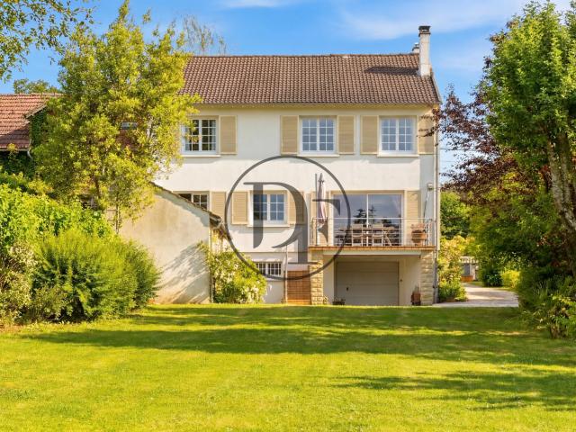 MAISON SAMOIS SUR SEINE 180M2