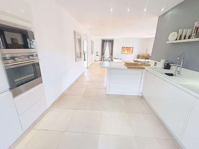 Maison Sanary Sur Mer 3 pièce s 4 personnes LOCATION SAISONNIERE