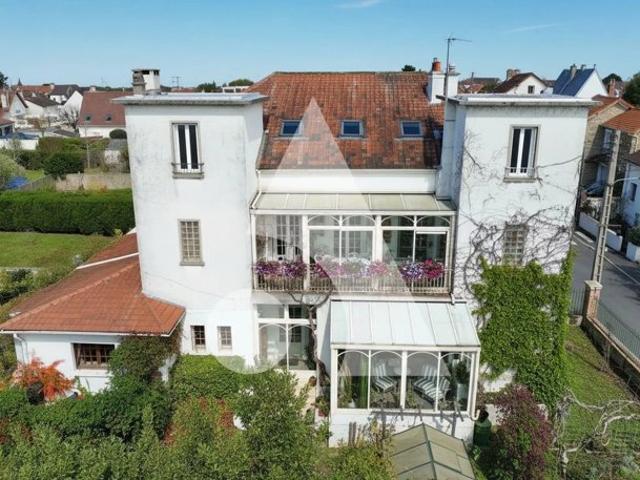 Maison Sannois 10 pièce s 250 m2