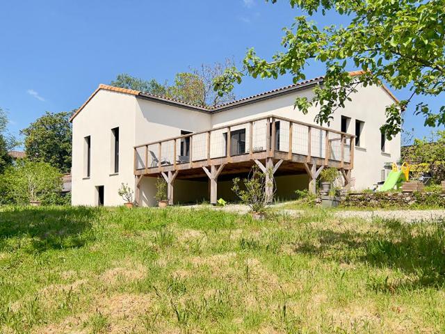 Maison Sevremoine 6 pièce s 139 m2