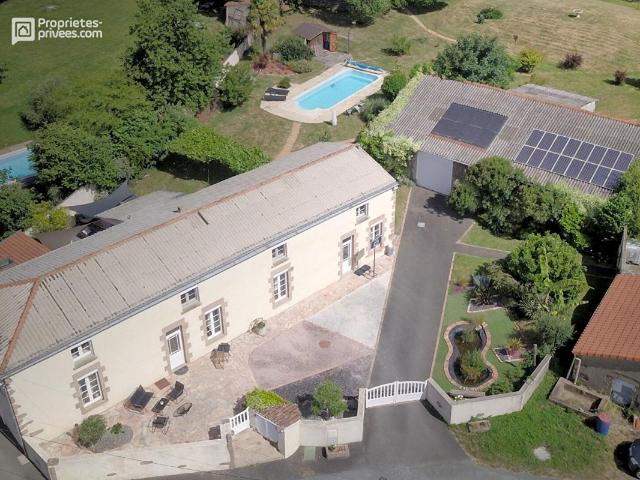 Maison Sevremoine 7 pièce s 232 m2